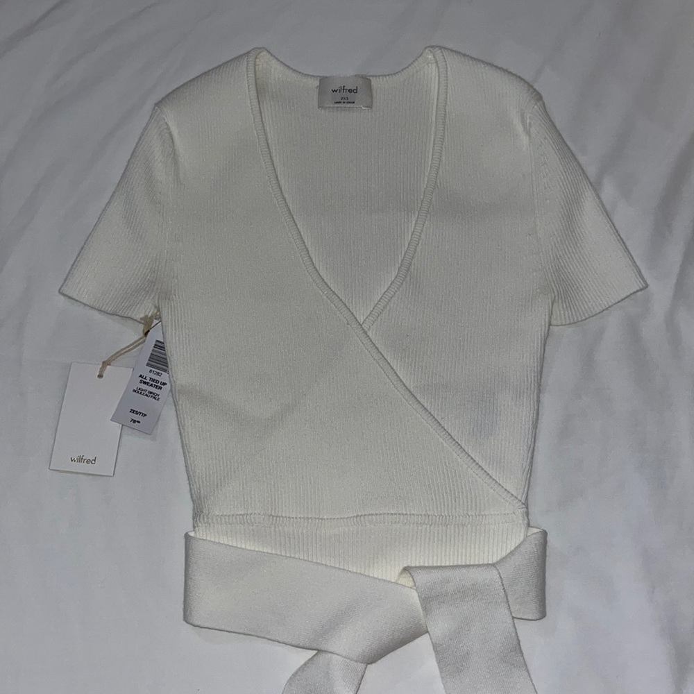 NWT XXS Aritzia Wilfred all tied up sweater